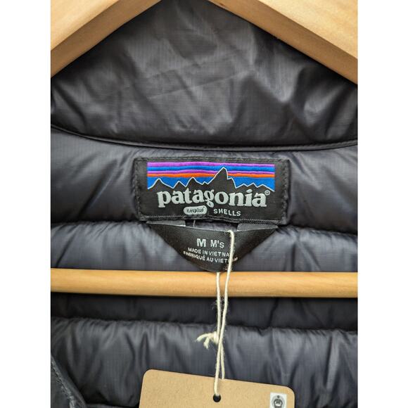 NWT Patagonia Men's Black Down Sweater Vest [Medium] - Picture 8 of 11